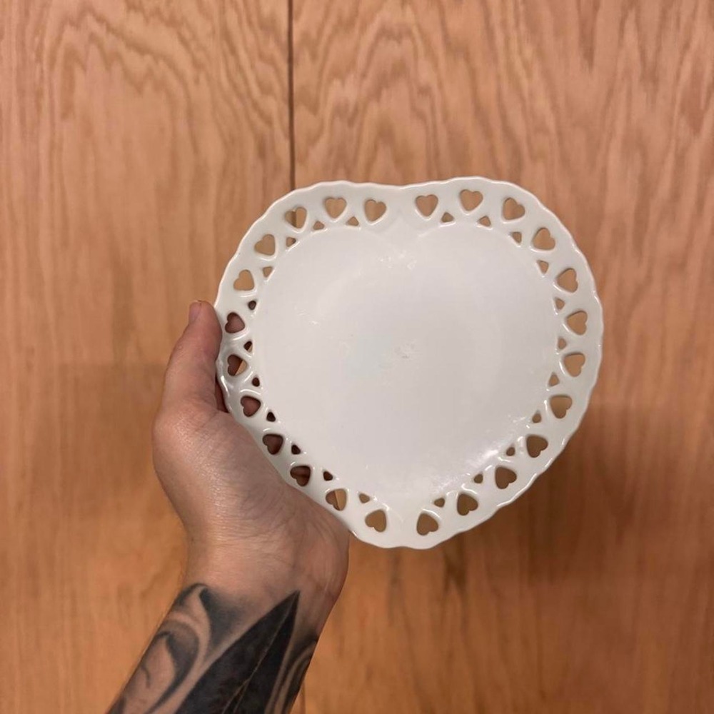 Vintage heart doily plate
